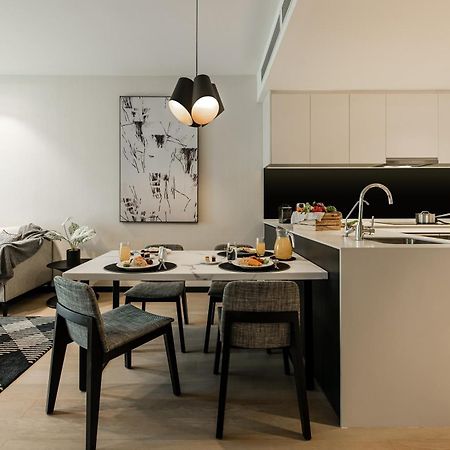 Ascott Star Klcc Kuala Lumpur Hotel ภายนอก รูปภาพ The kitchen and dining area of a typical apartment