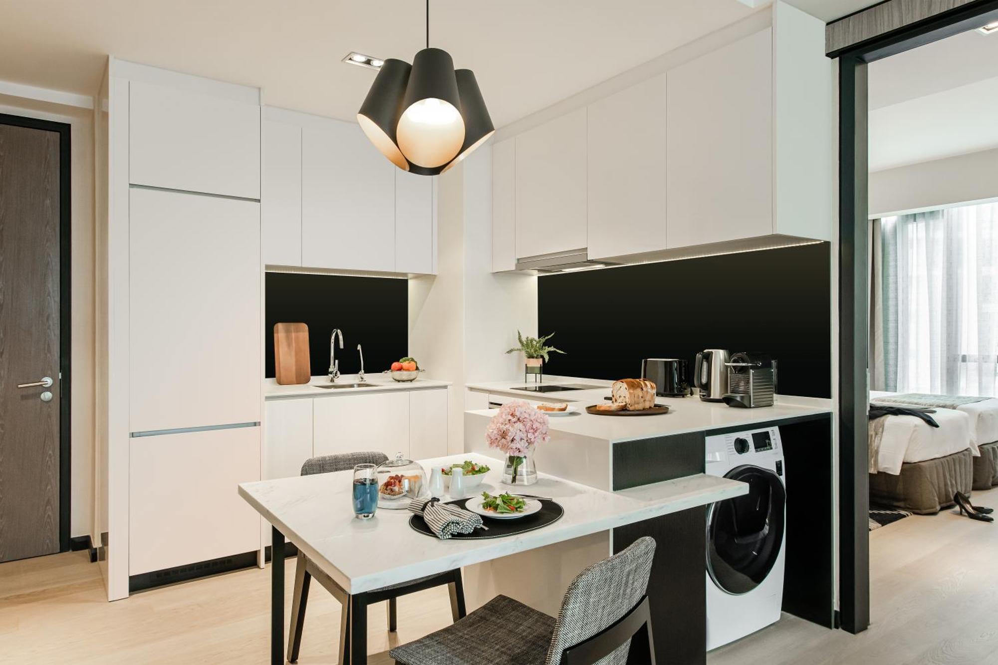 Ascott Star Klcc Kuala Lumpur Hotel ภายนอก รูปภาพ A kitchen in a serviced apartment in Hong Kong