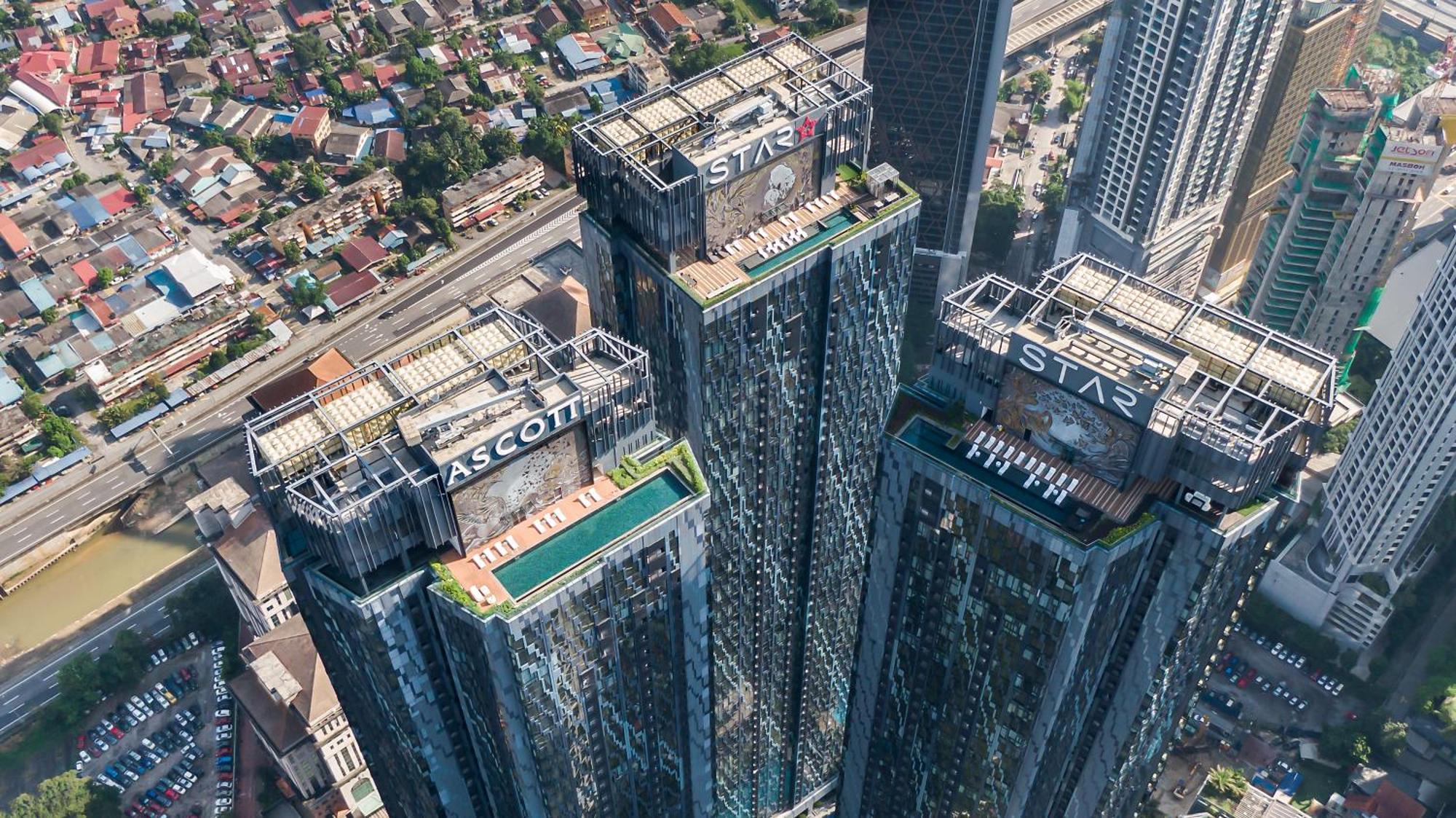 Ascott Star Klcc Kuala Lumpur Hotel ภายนอก รูปภาพ Aerial view of the complex
